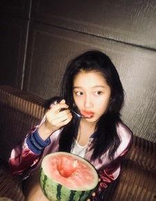 吃瓜网友cc,揭秘娱乐圈那些不为人知的幕后故事